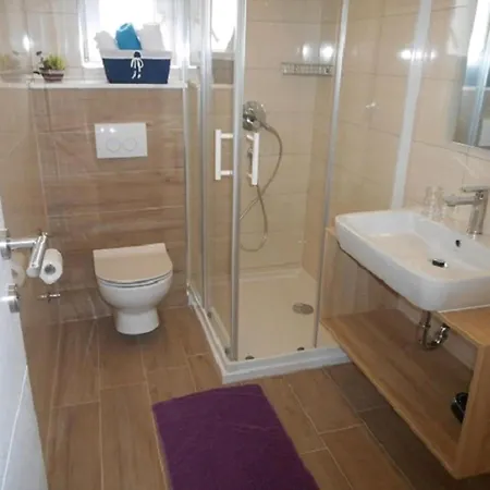 Mit Blick Auf Stadt Und Apartment *