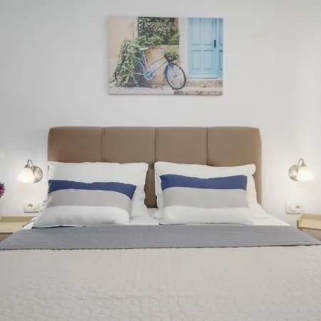 Mit Blick Auf Stadt Und Apartment *